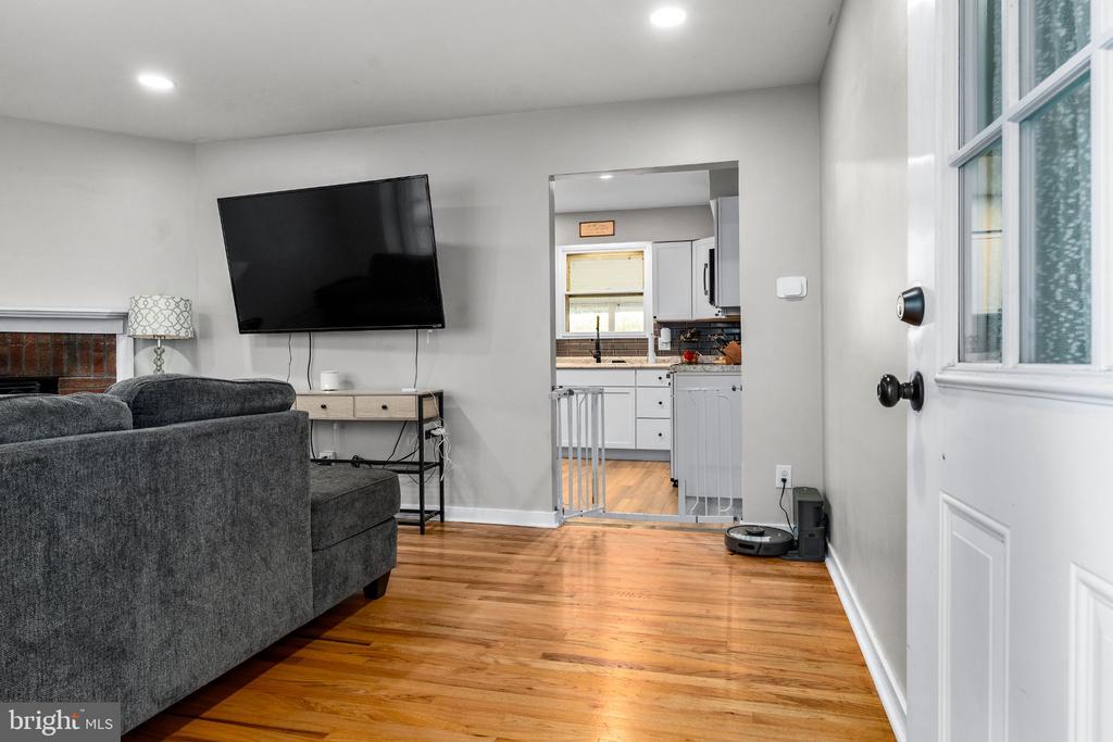 334 SPRING HILL ROAD