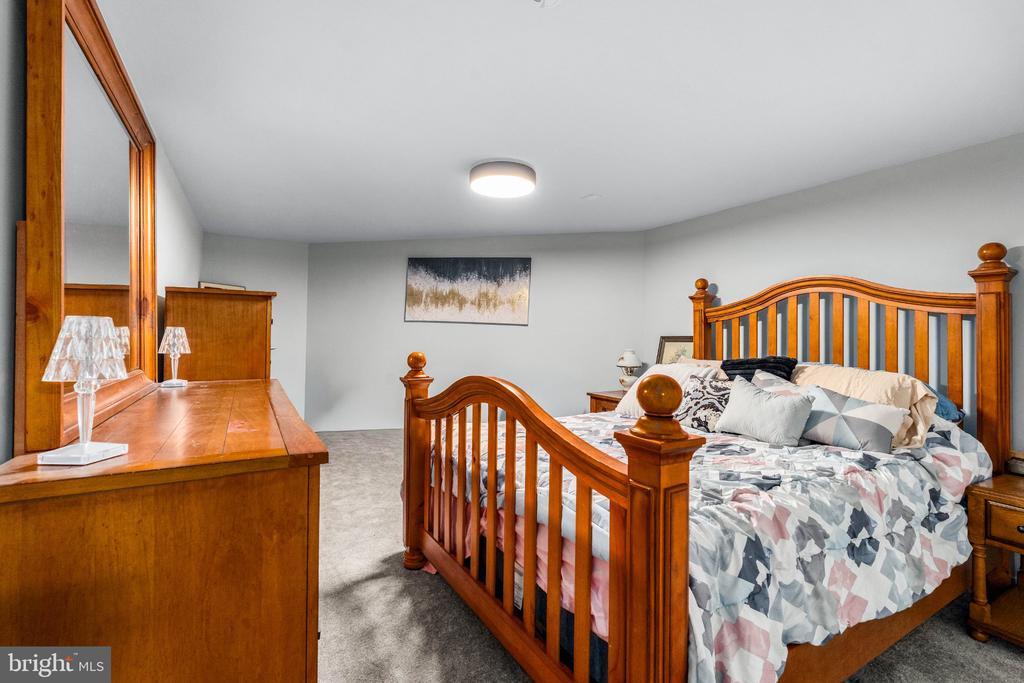 334 SPRING HILL ROAD