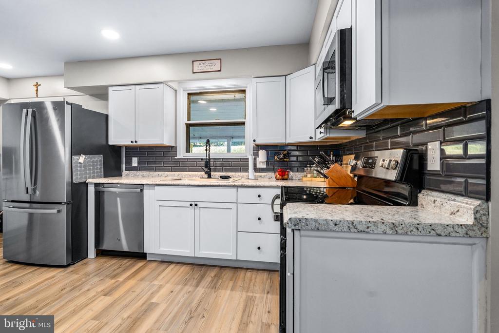 334 SPRING HILL ROAD