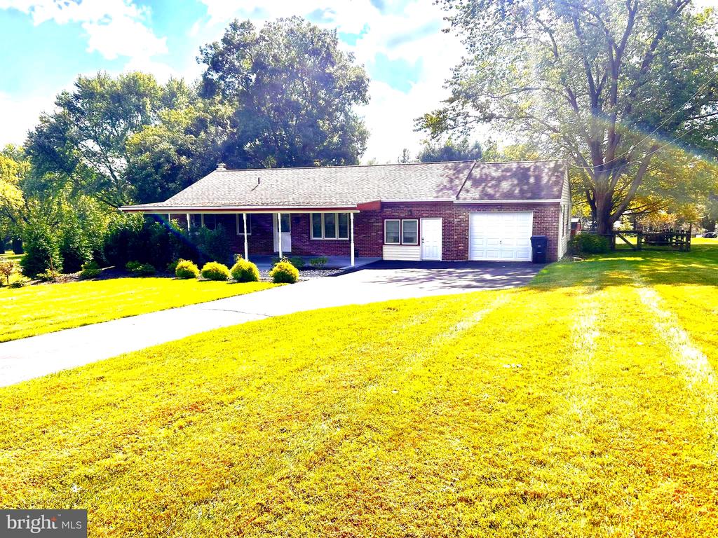 219 FAGGS MANOR ROAD