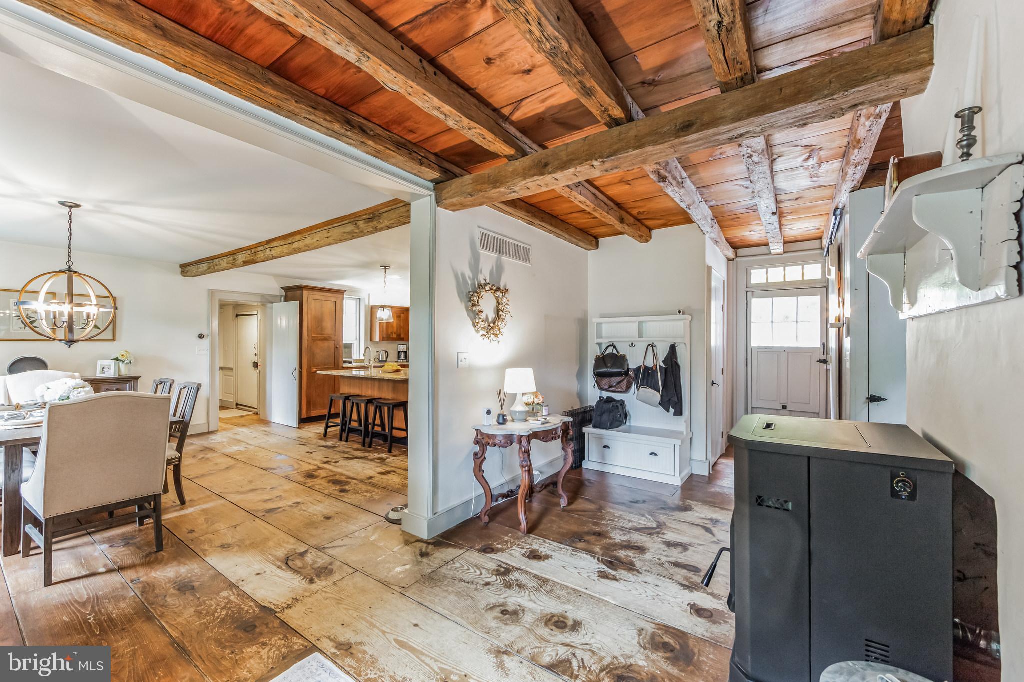 103 CANTERBURY COURT