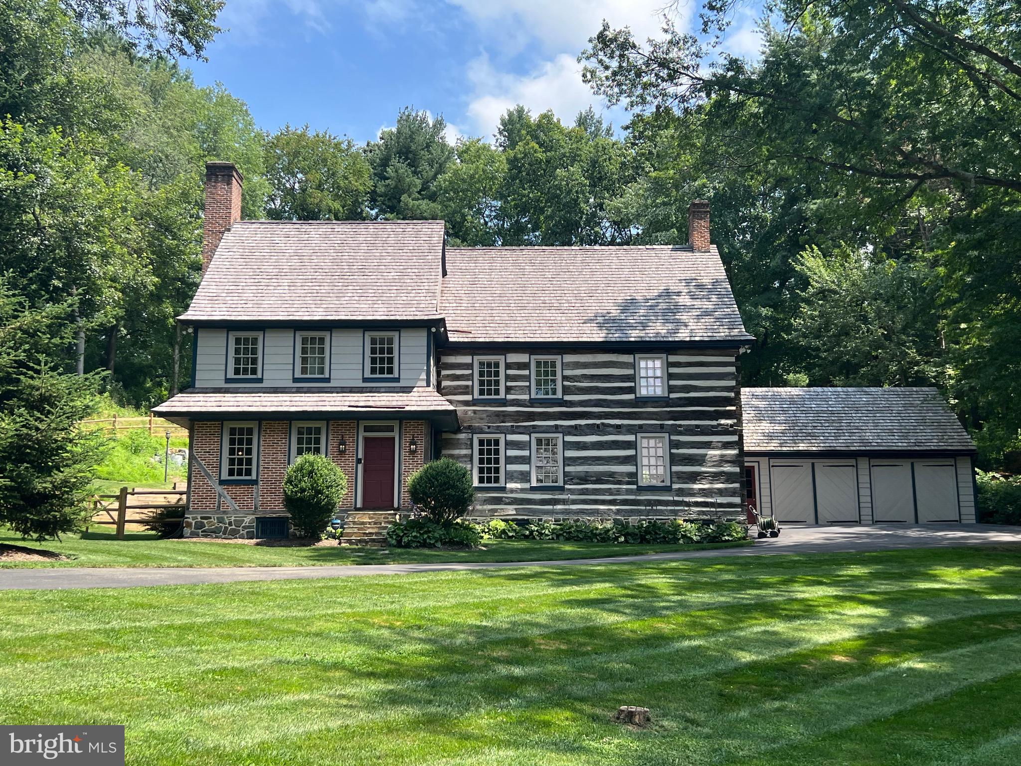 103 CANTERBURY COURT