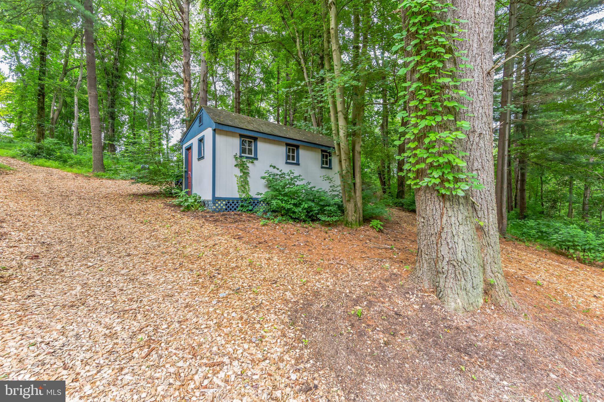 103 CANTERBURY COURT