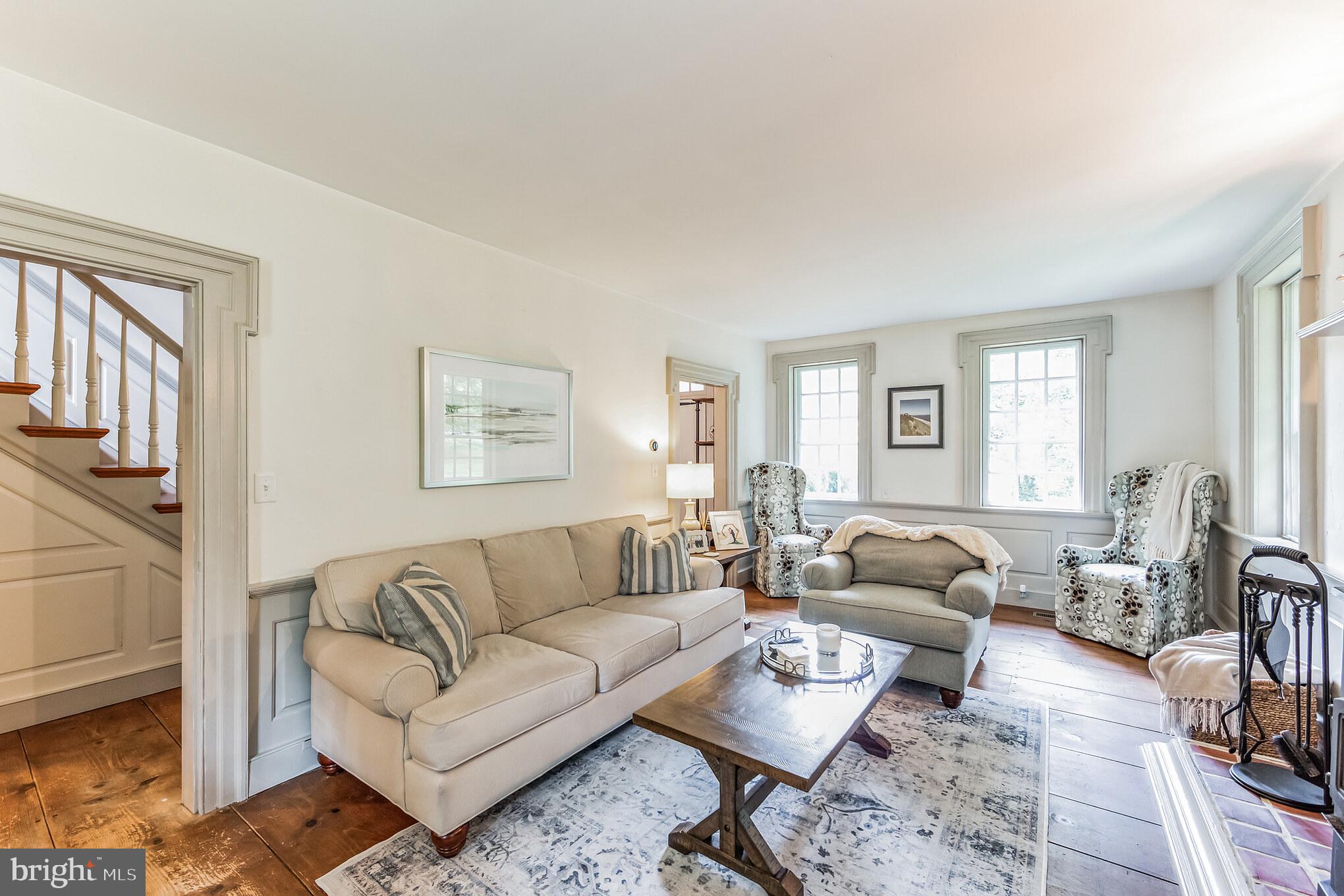 103 CANTERBURY COURT