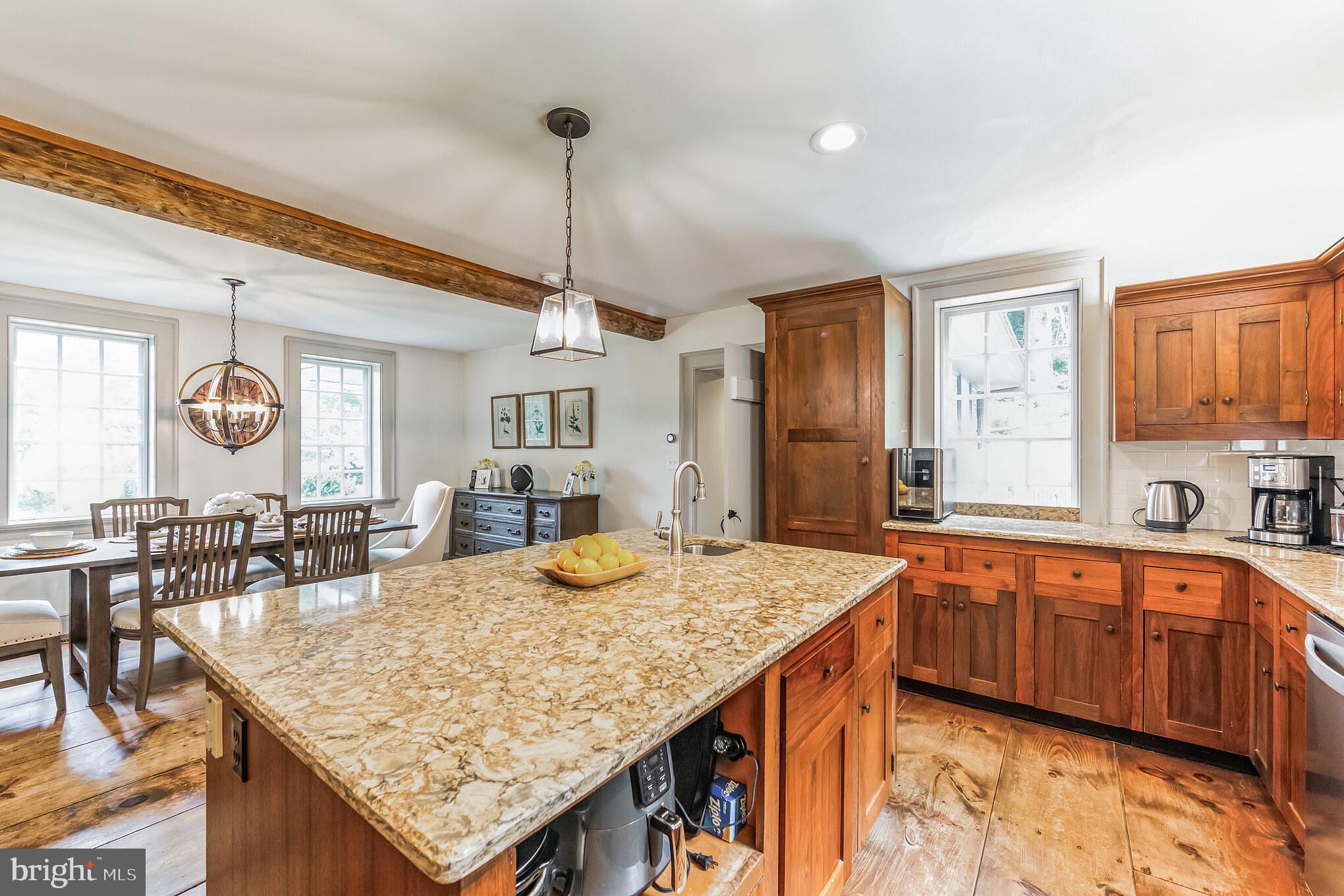 103 CANTERBURY COURT