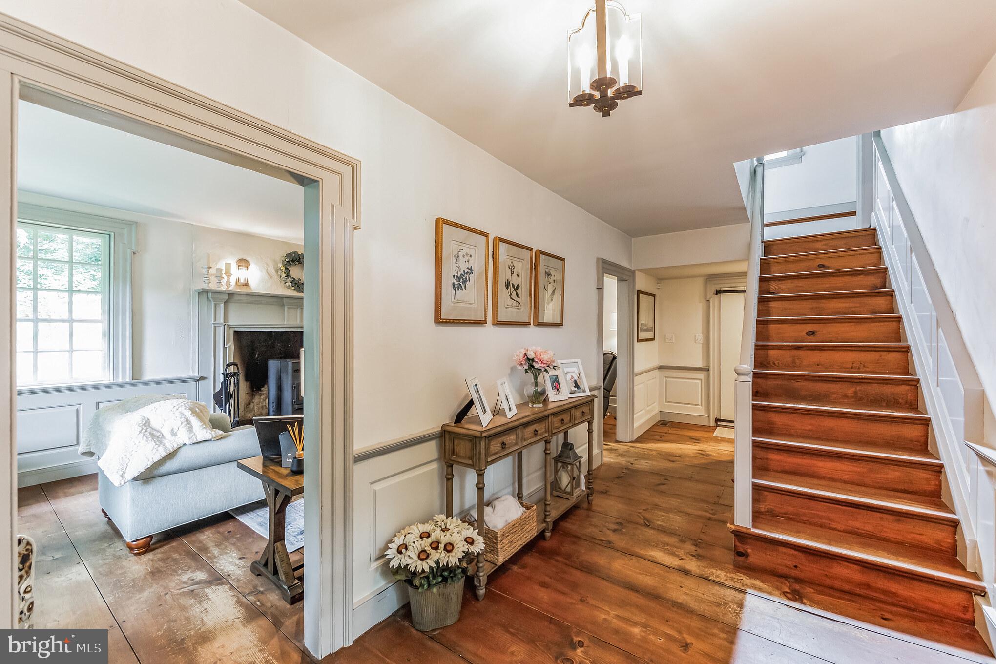 103 CANTERBURY COURT