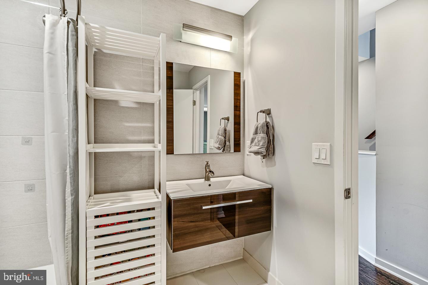 2947 PENNSYLVANIA AVENUE