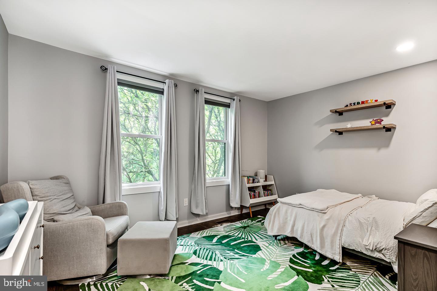 2947 PENNSYLVANIA AVENUE