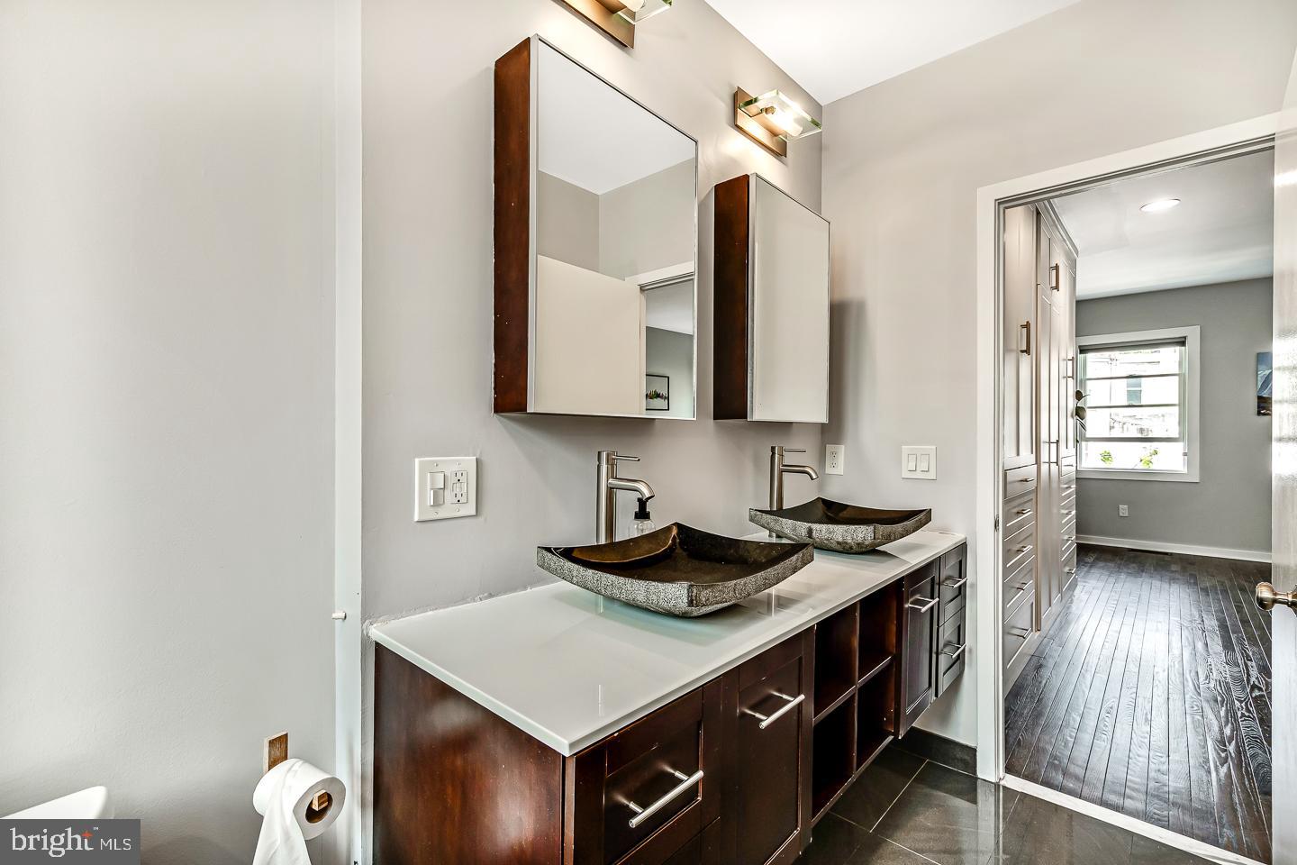 2947 PENNSYLVANIA AVENUE