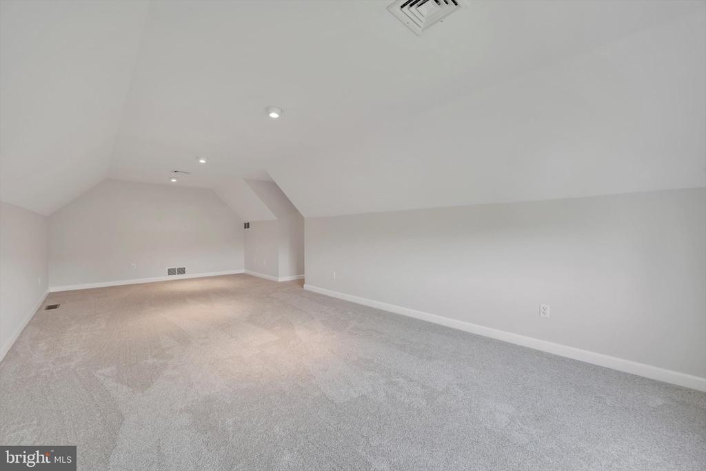 38 WHITE BIRCH ROAD