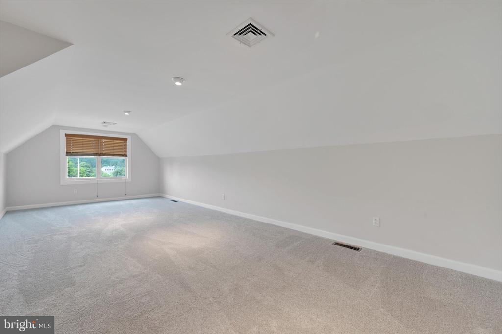 38 WHITE BIRCH ROAD