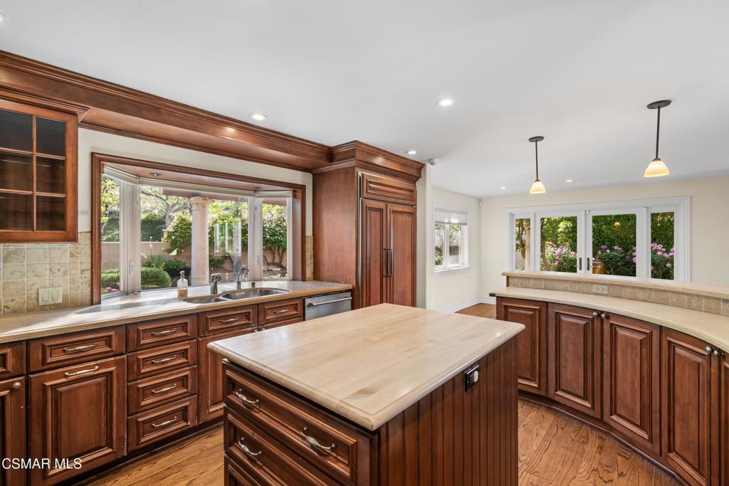 3801 Mainsail Circle