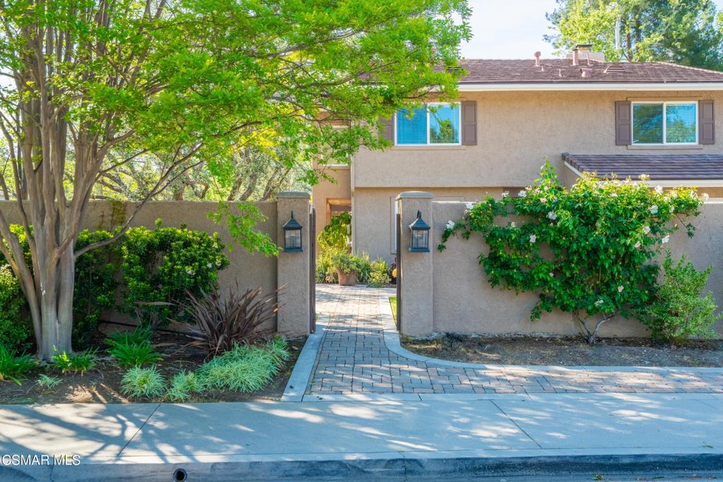 3801 Mainsail Circle