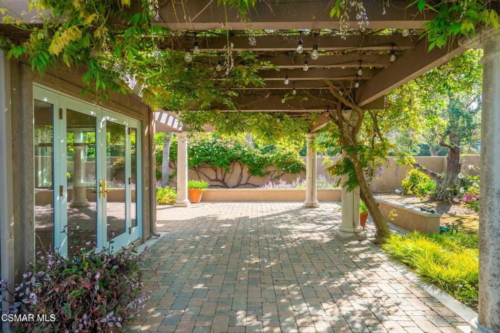 3801 Mainsail Circle