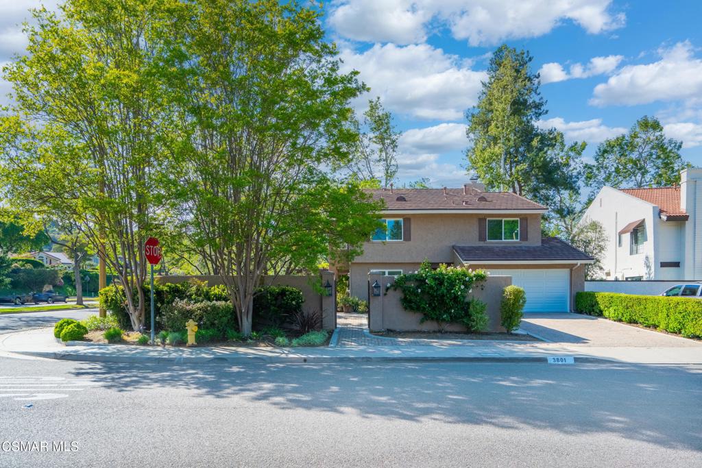 3801 Mainsail Circle