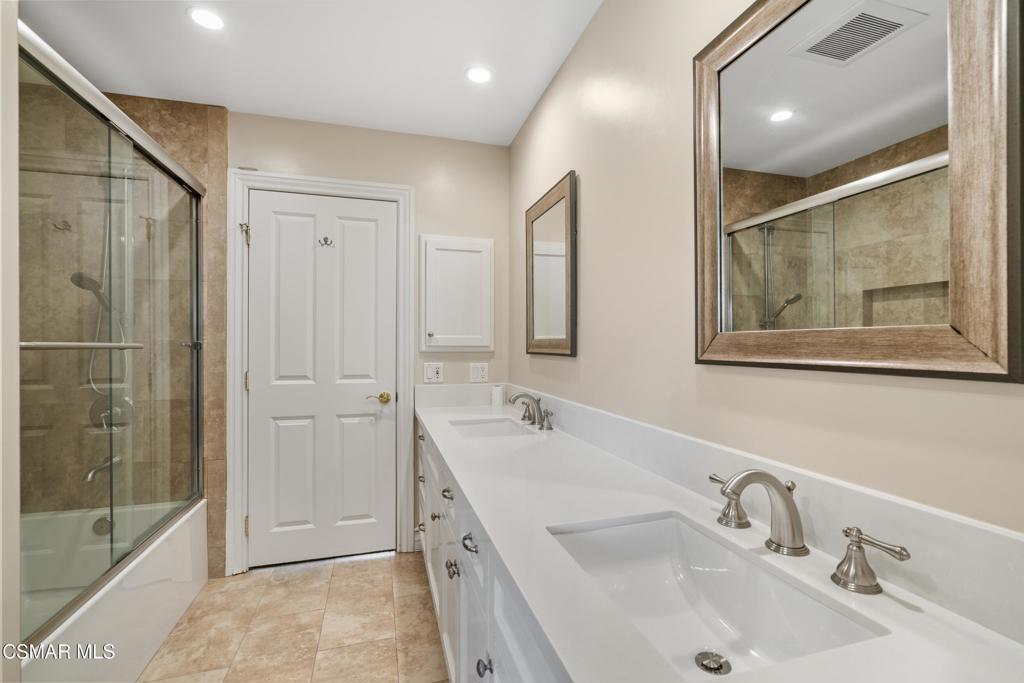 3801 Mainsail Circle