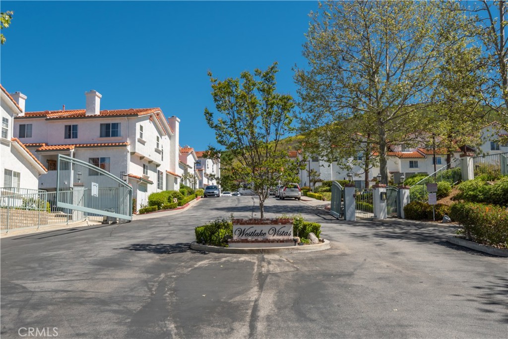 327 Westlake Vista Lane
