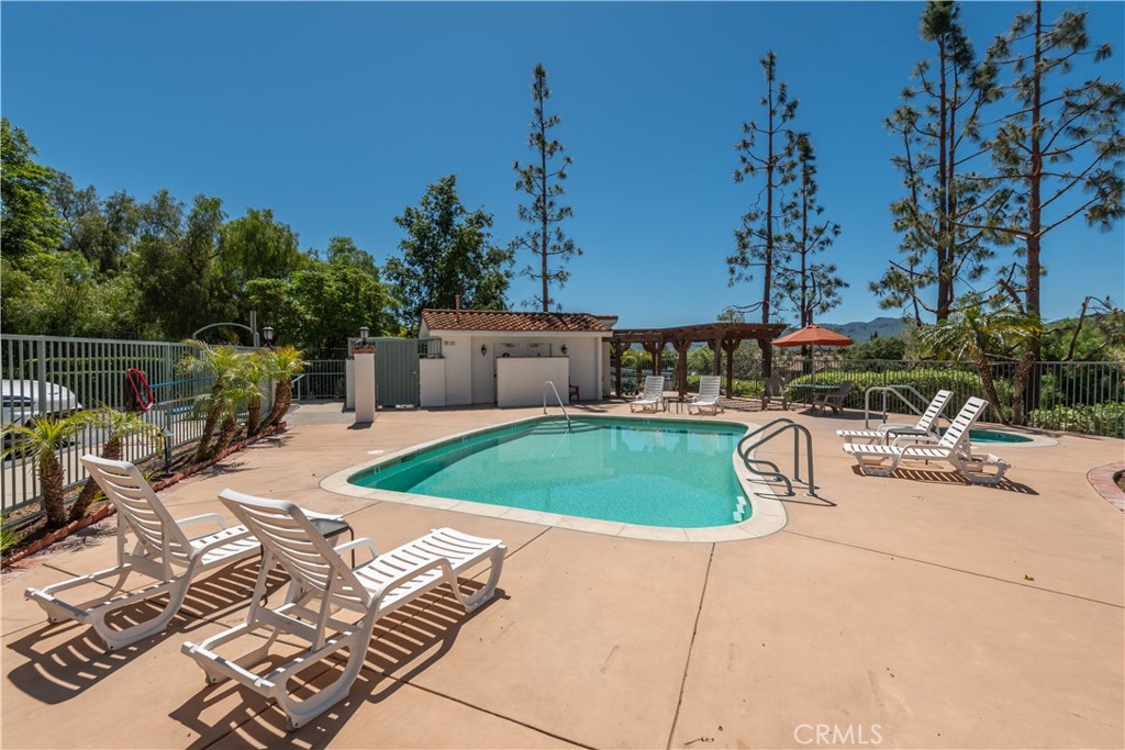 327 Westlake Vista Lane