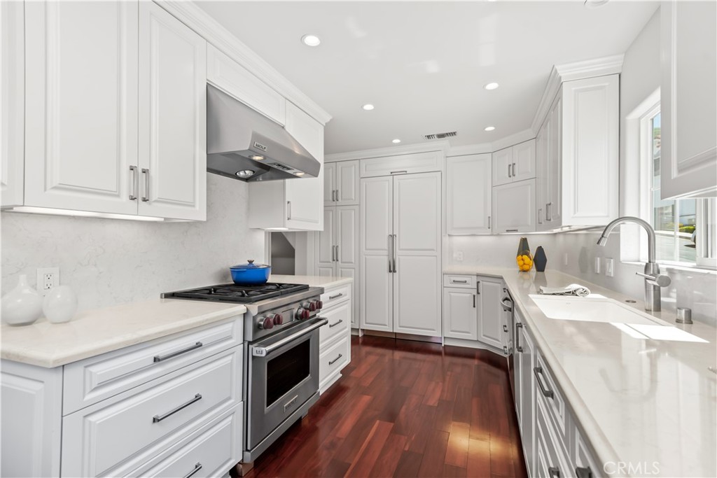 327 Westlake Vista Lane