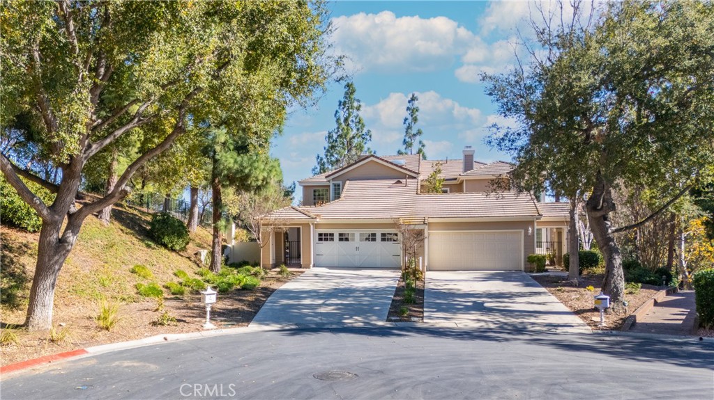 998 Blue Mountain Circle
