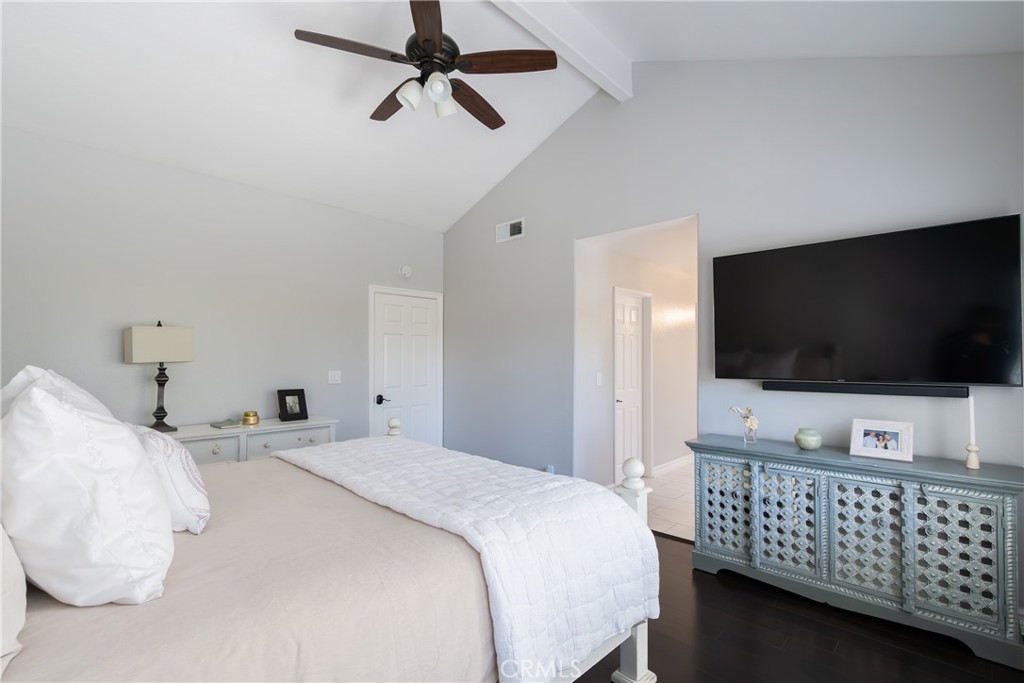 998 Blue Mountain Circle