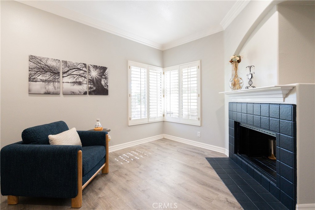 998 Blue Mountain Circle