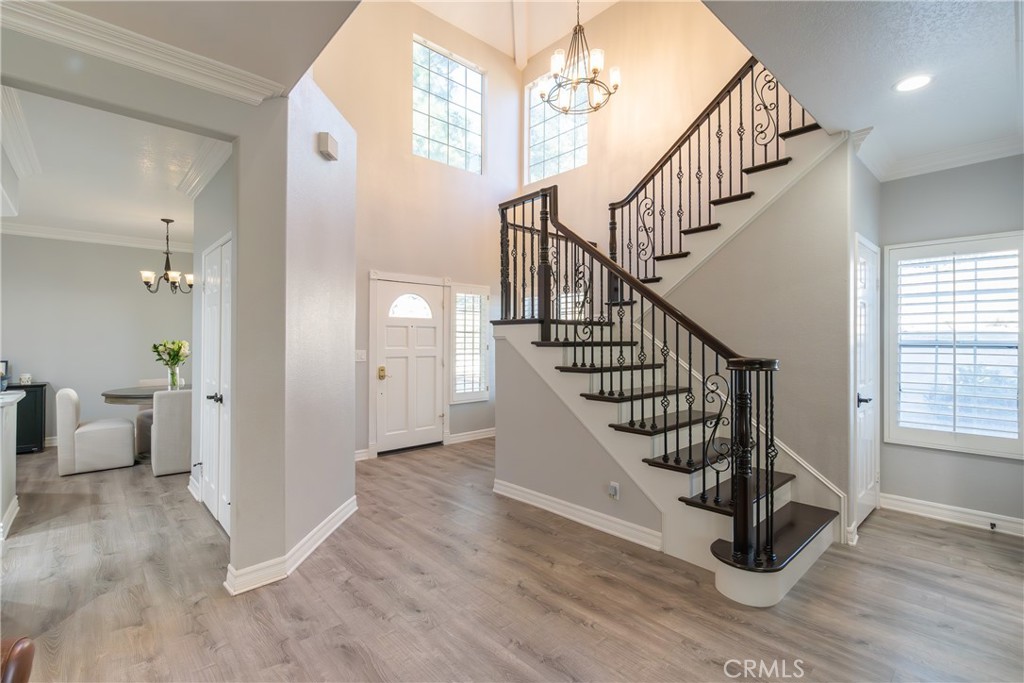 998 Blue Mountain Circle