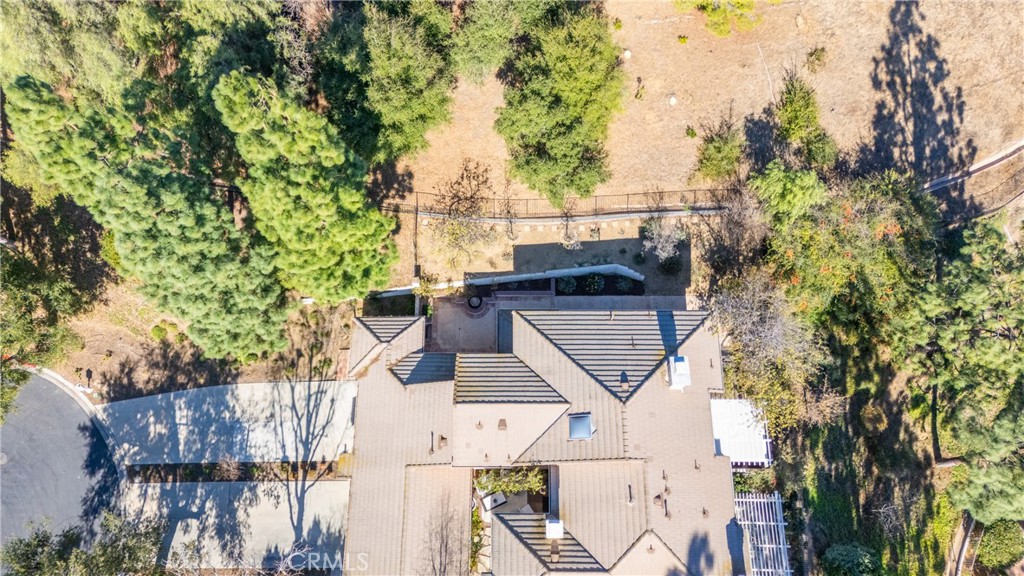 998 Blue Mountain Circle