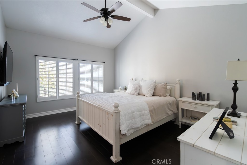 998 Blue Mountain Circle