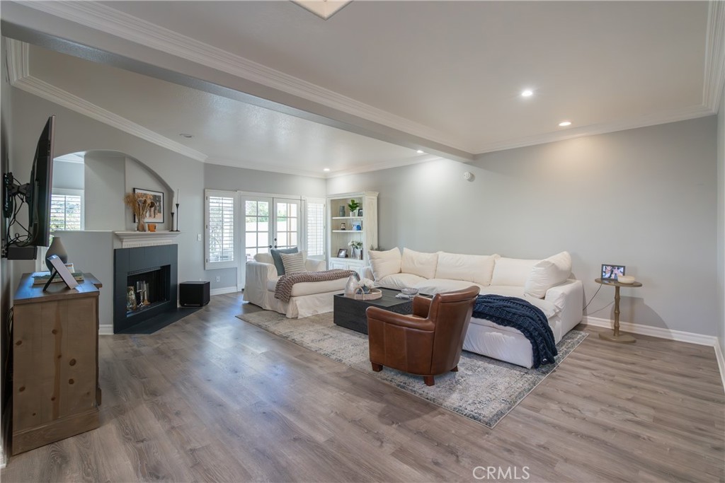 998 Blue Mountain Circle