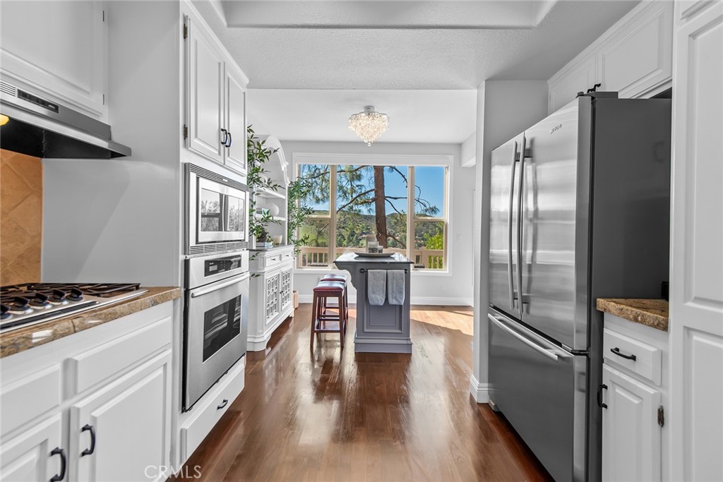 3317 View Pointe Drive