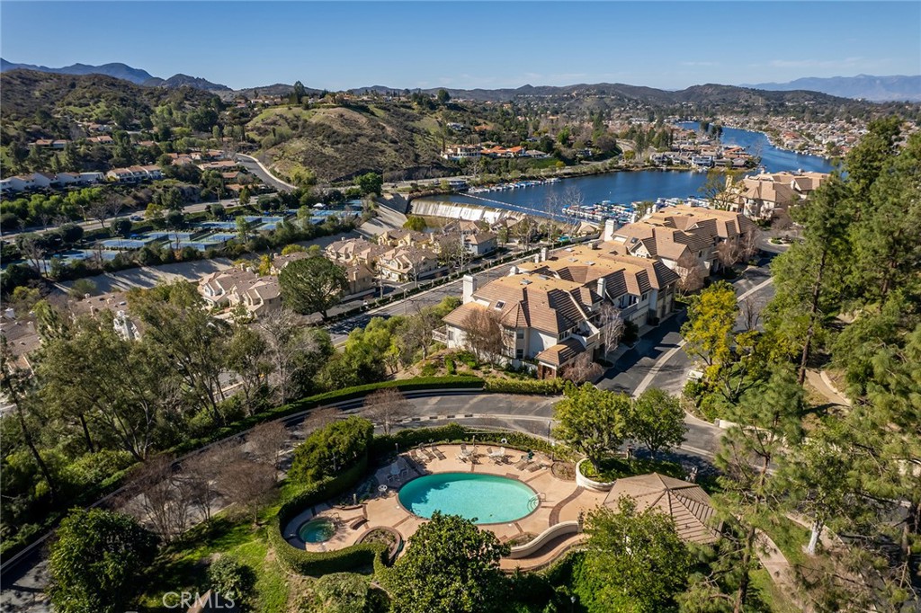 3317 View Pointe Drive