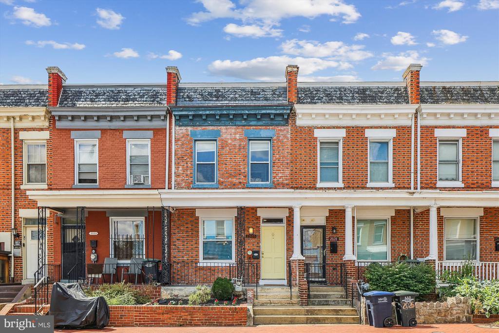 2026 4TH STREET NW