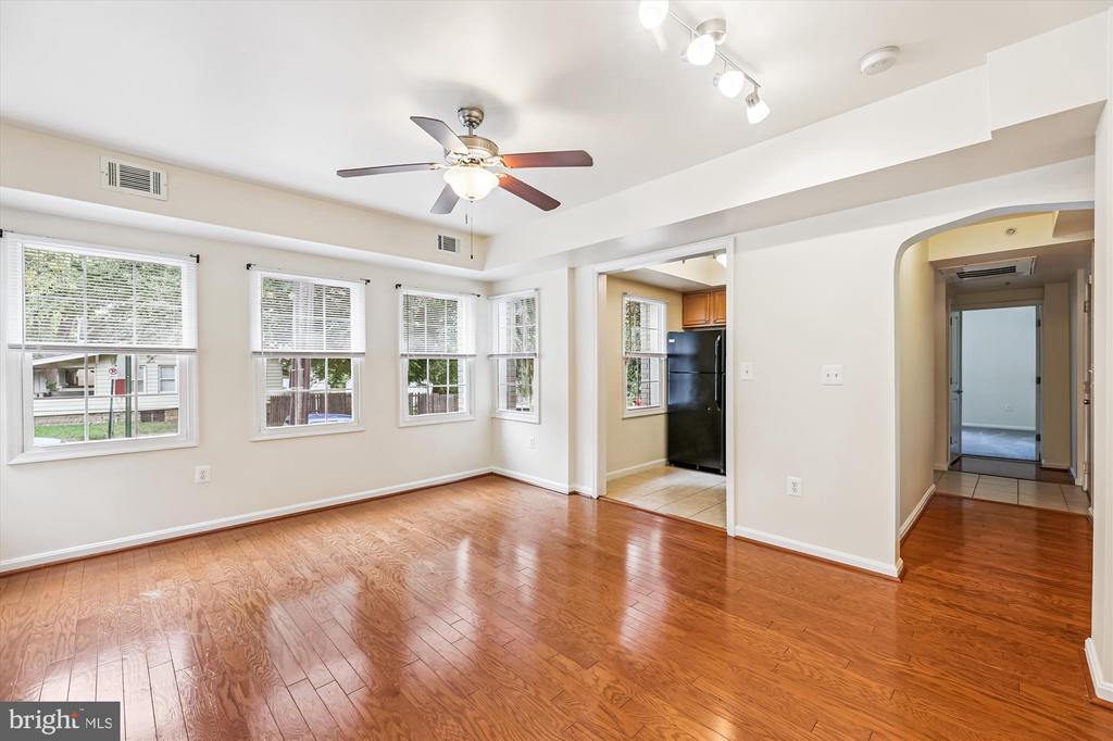 700 JEFFERSON STREET NW Unit: 201