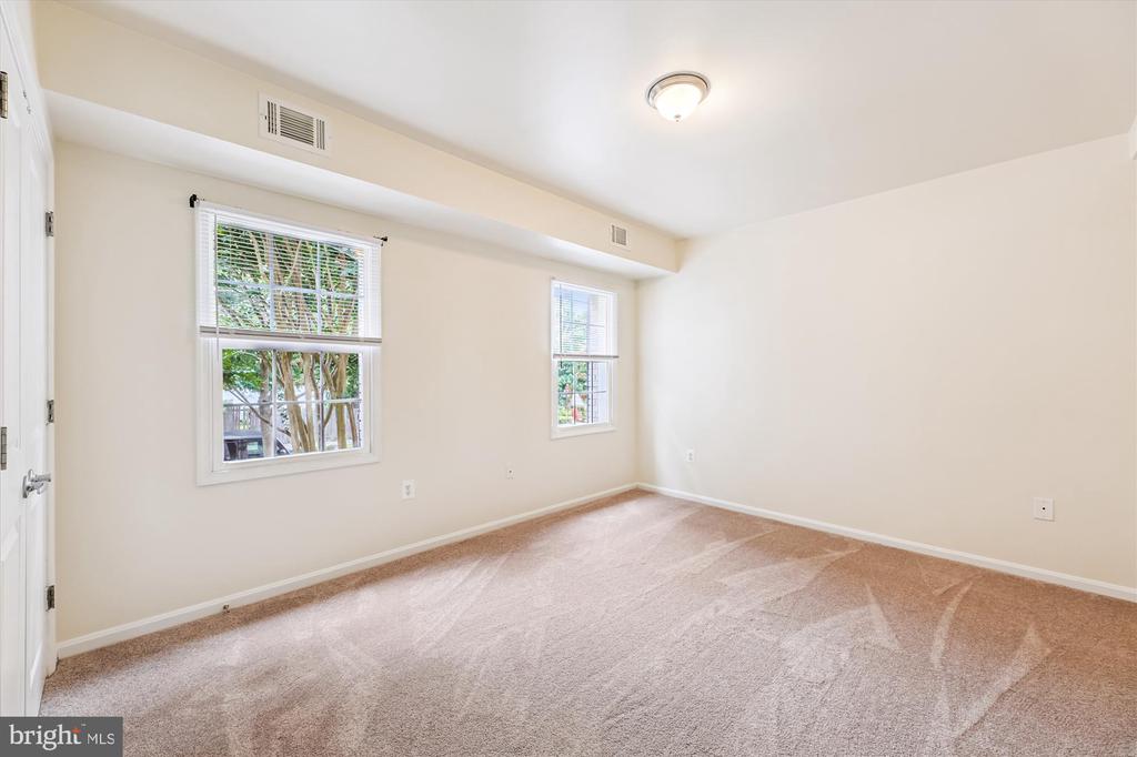 700 JEFFERSON STREET NW Unit: 201