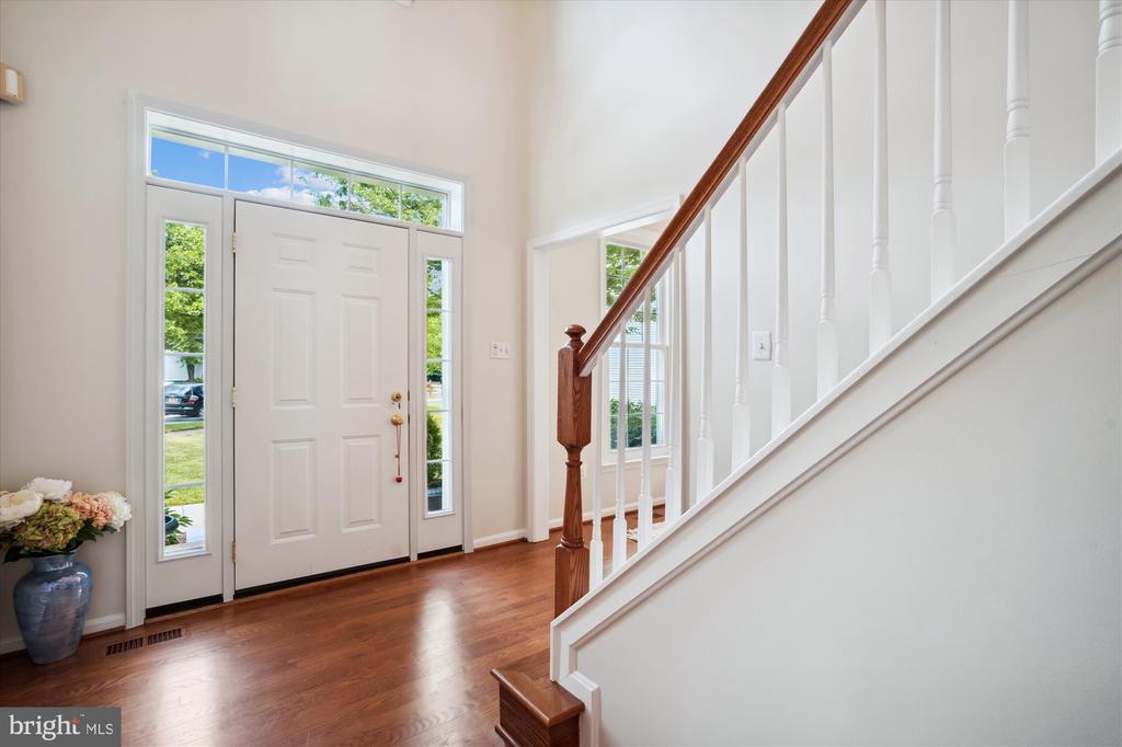 10003 LAWRENCE POND COURT