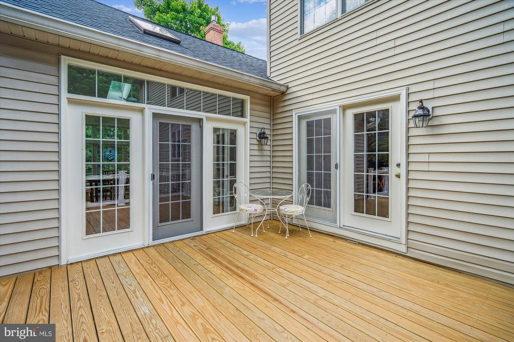 10003 LAWRENCE POND COURT