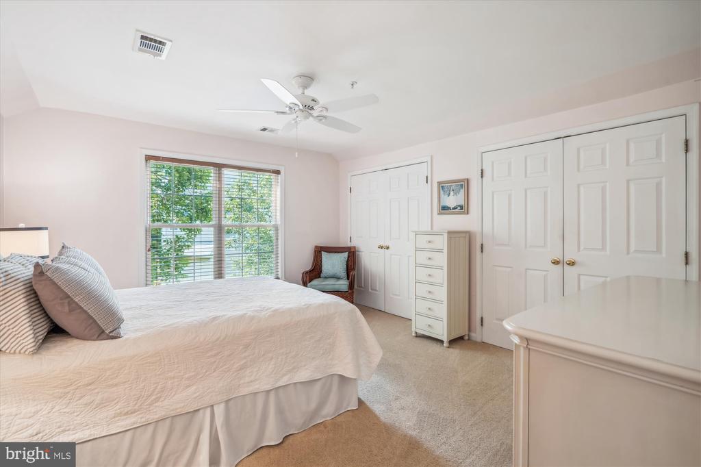 10003 LAWRENCE POND COURT