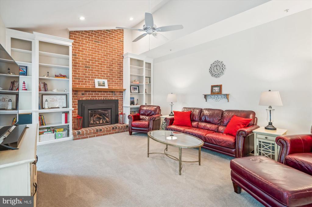 10003 LAWRENCE POND COURT