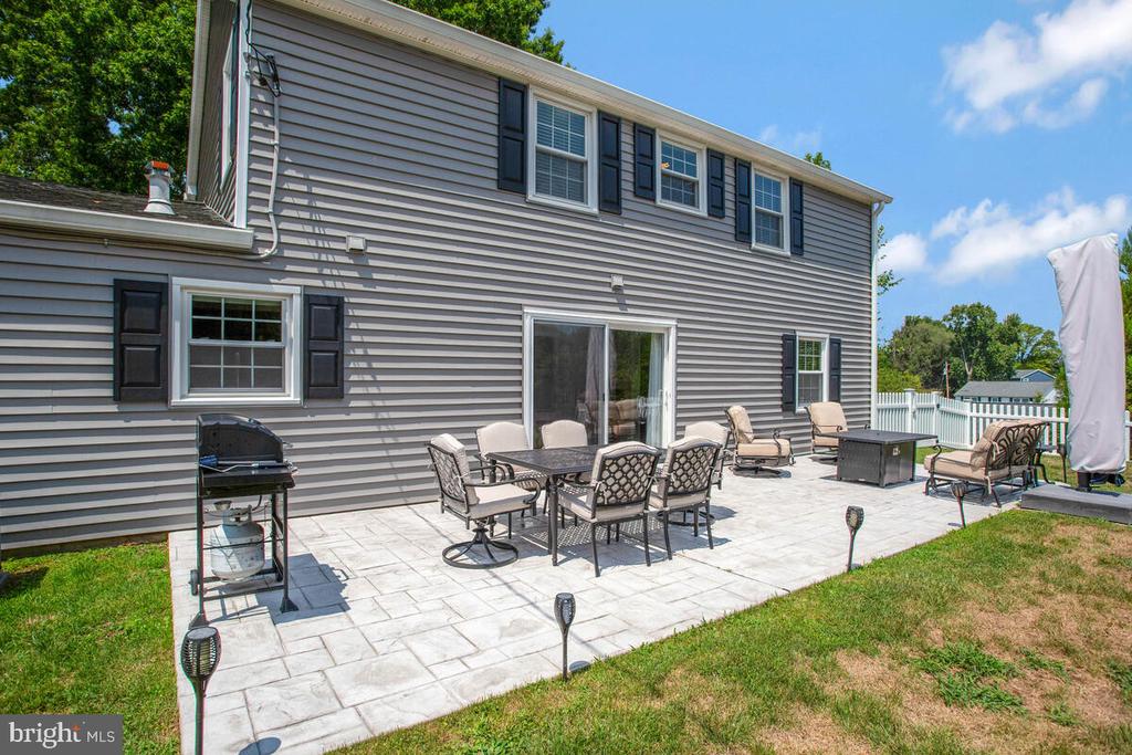 2419 KELFORD LANE