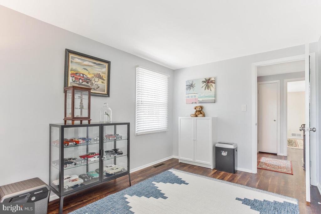 2419 KELFORD LANE