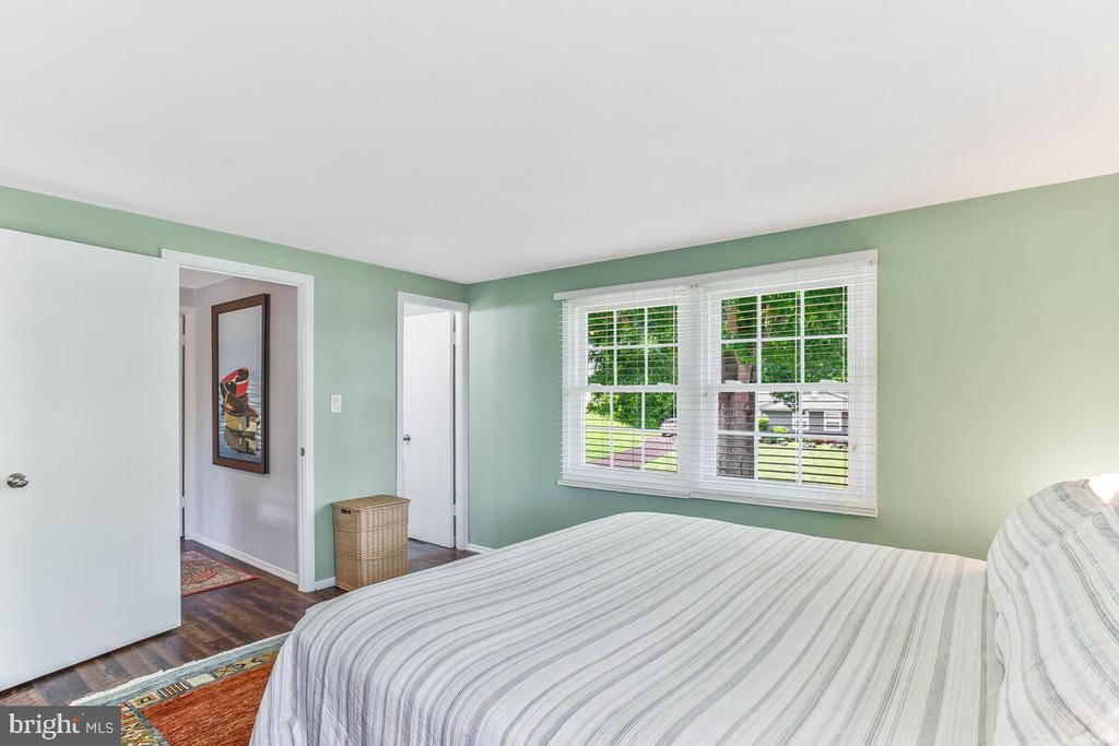 2419 KELFORD LANE
