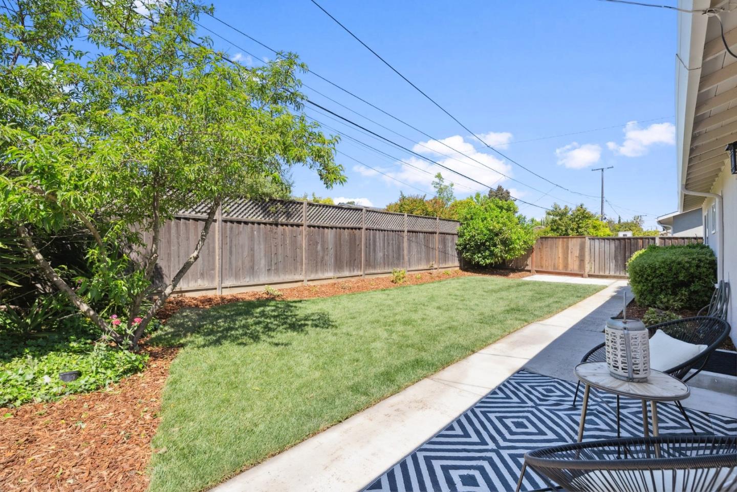 1673 Nightingale AVE