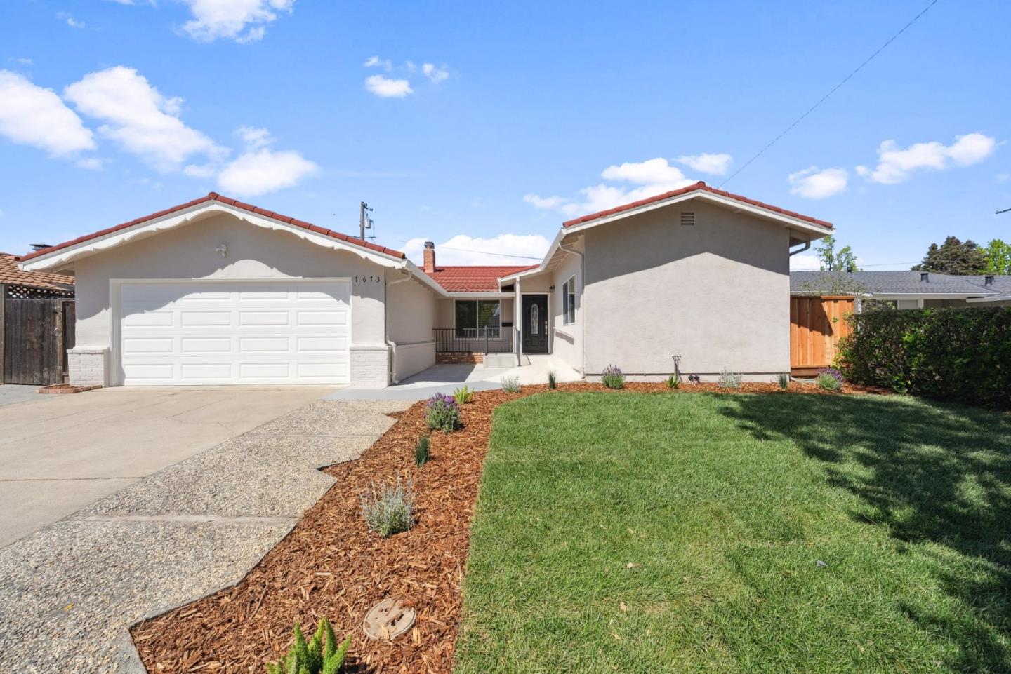 1673 Nightingale AVE