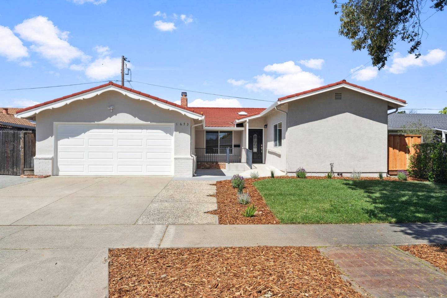 1673 Nightingale AVE