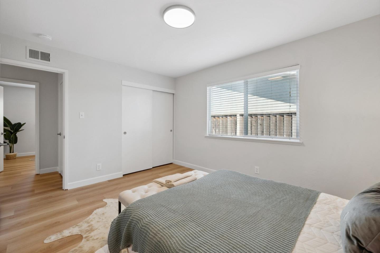 1673 Nightingale AVE