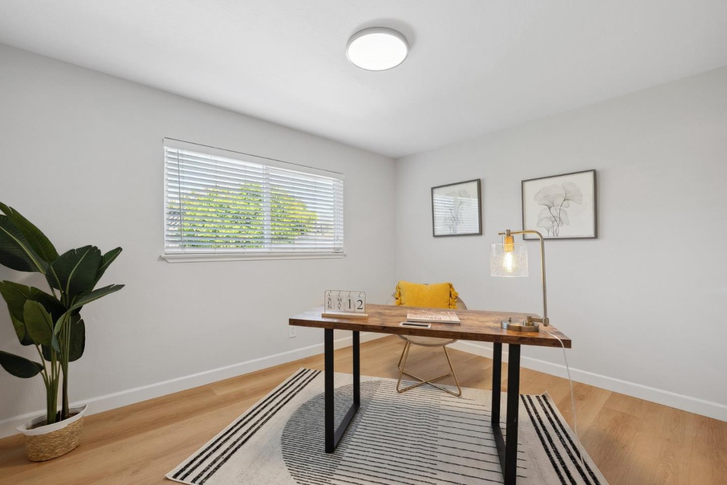 1673 Nightingale AVE