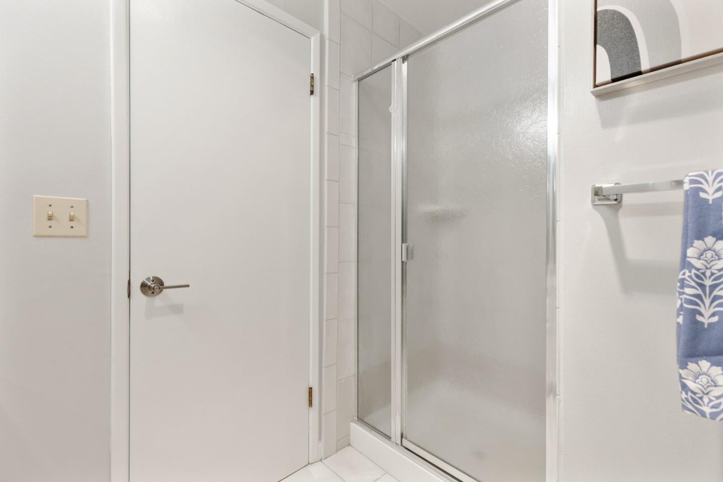 2040 Main ST 101