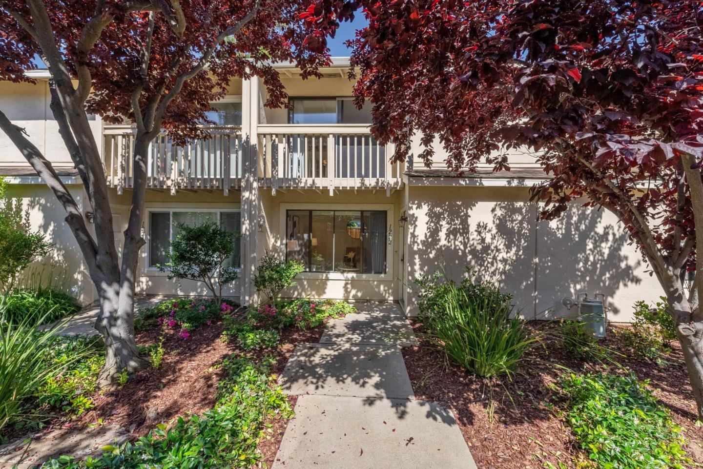 1222 Crescent TER
