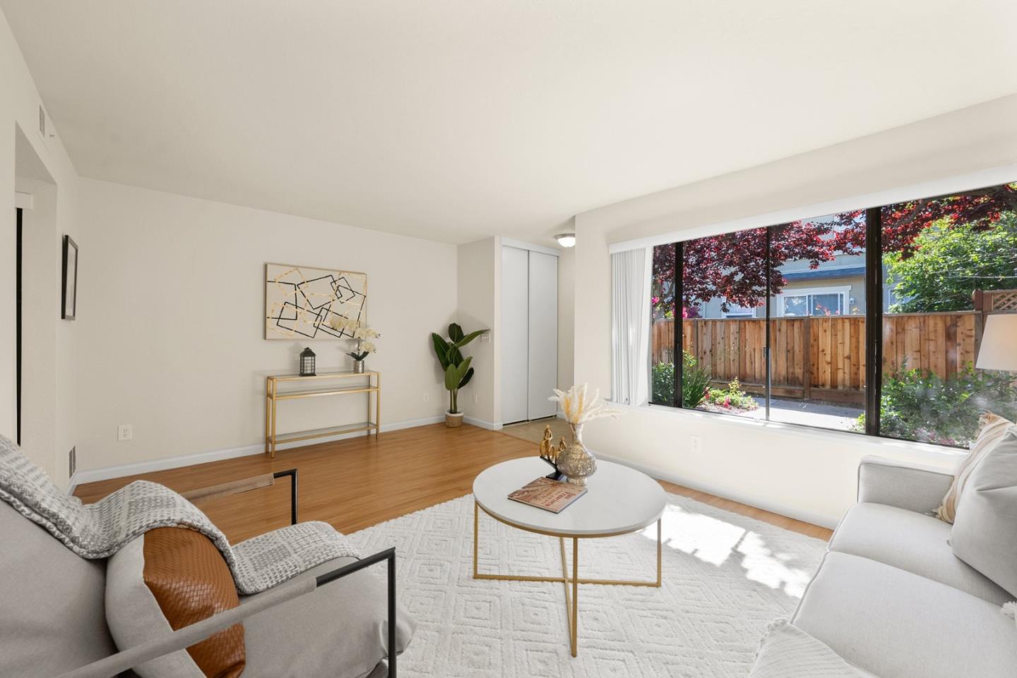 1222 Crescent TER